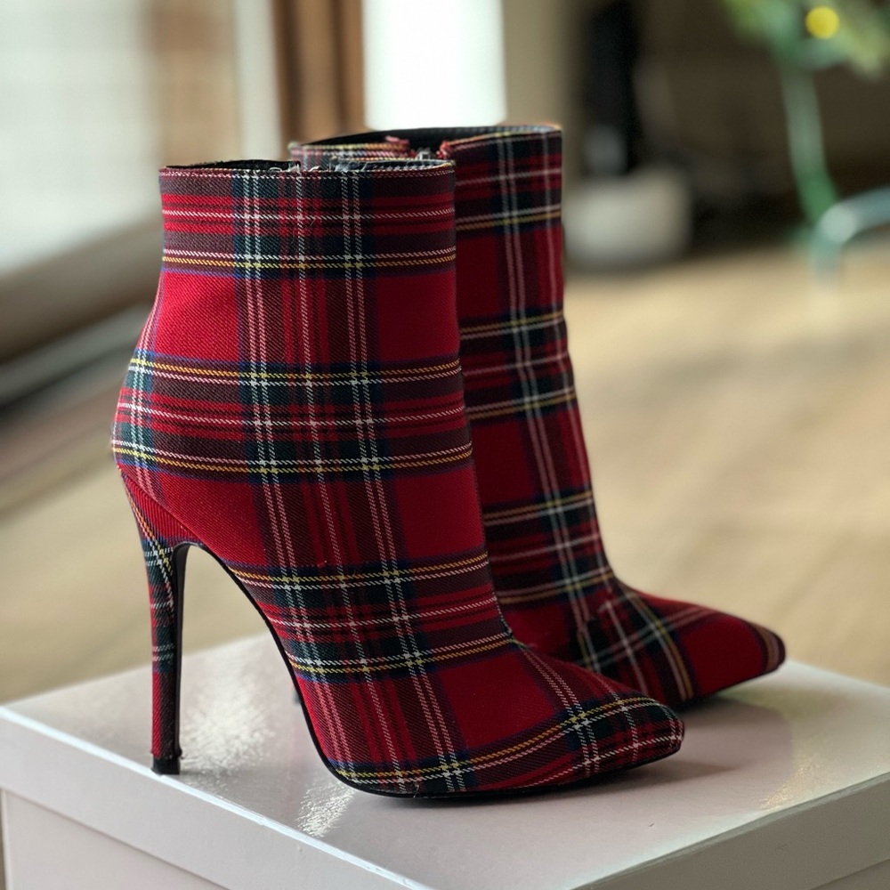 Red Plaid Women's Ankle Boots